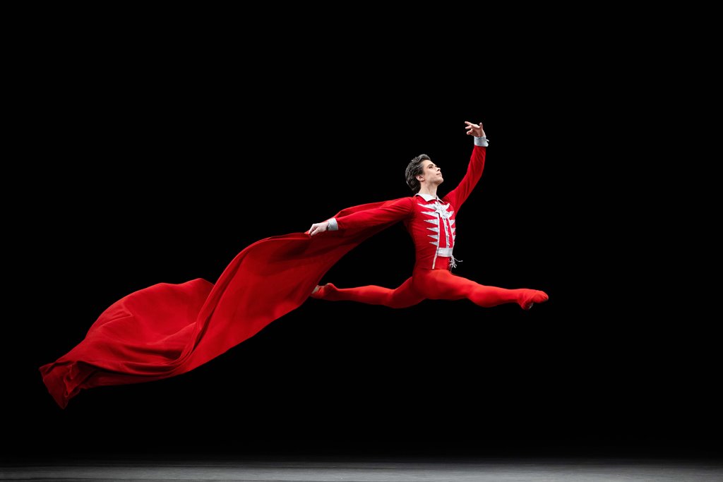 Nutcracker_A.Ovcharenko(c)NataliaVoronova