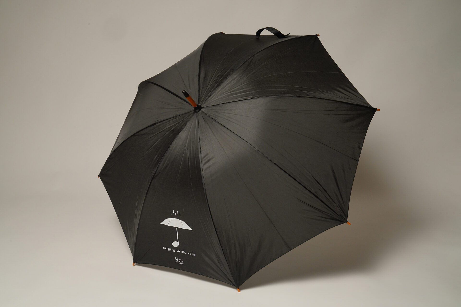 MShop - umbrella - (c)Akriviadis