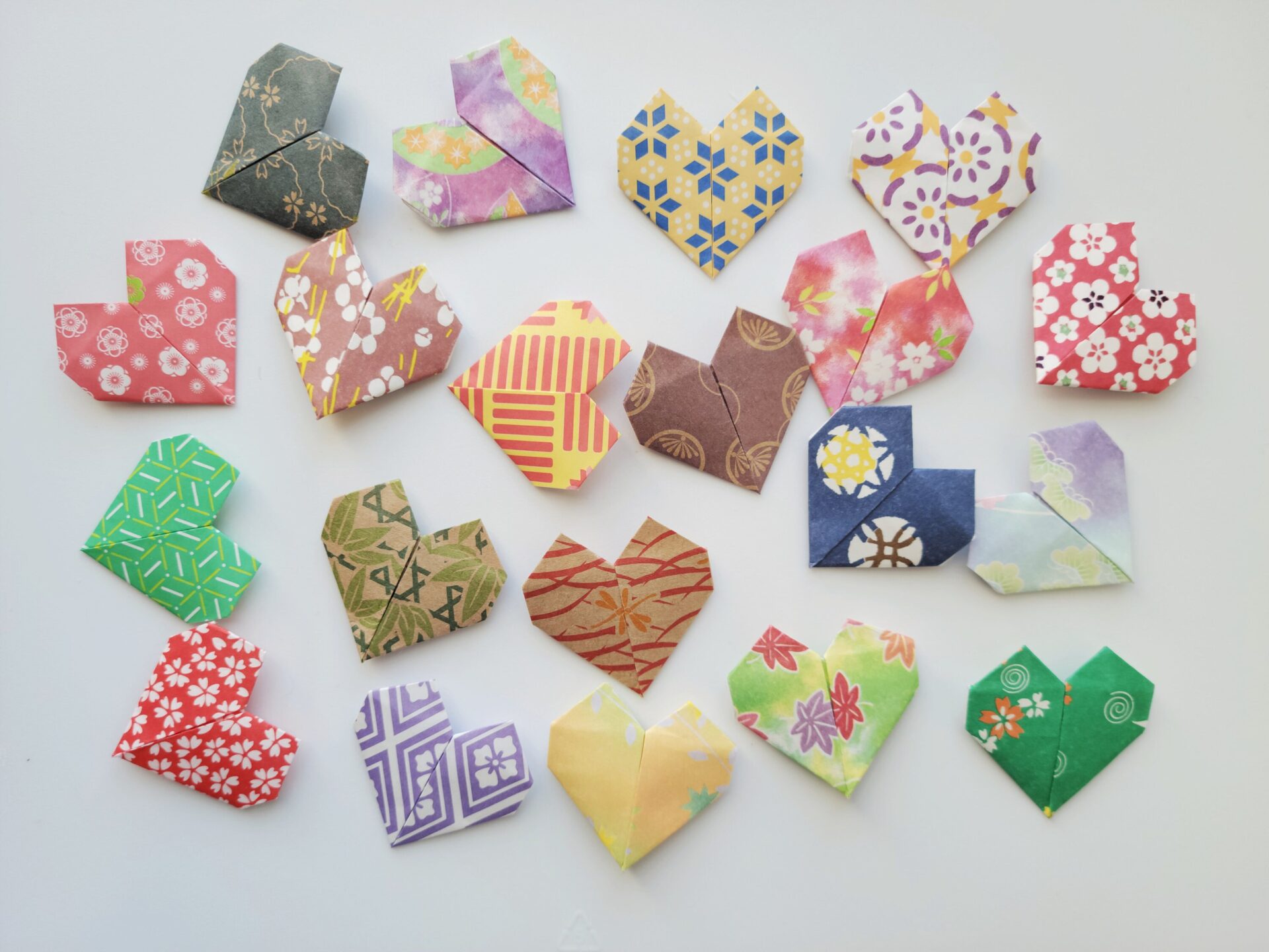 M SHOP - Myrto Dimitriou - origami hearts